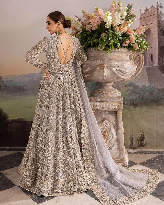 kanwal-malik-bridal-couture-hand-emblishment-net-embroidered-tania