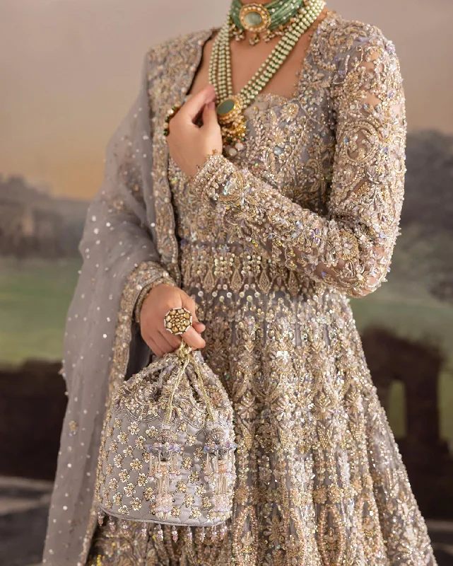 kanwal-malik-bridal-couture-hand-emblishment-net-embroidered-tania