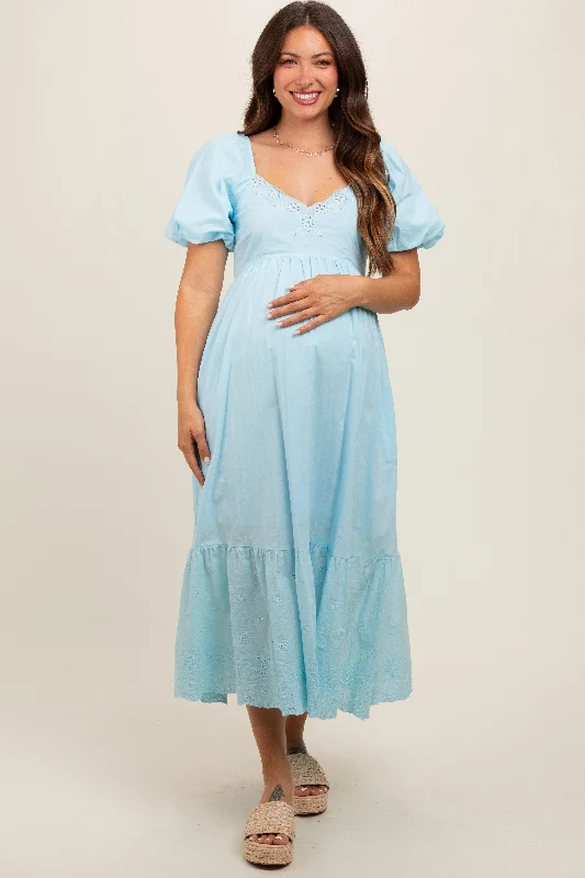 Light Blue Eyelet Scalloped V-Neck Short Puff Sleeve Maternity Midi Dress